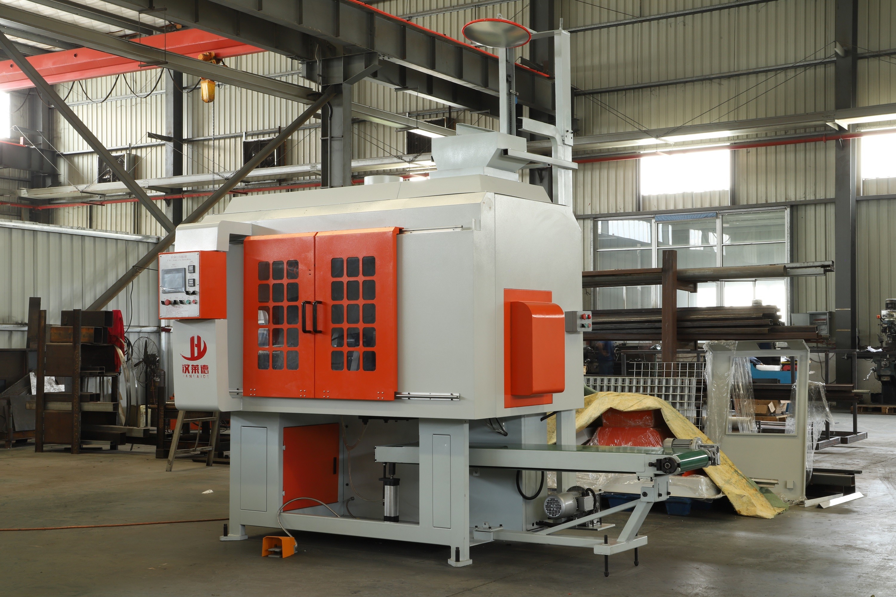 Interface Brass Water Tap Sand Casting Machine With Conveyor