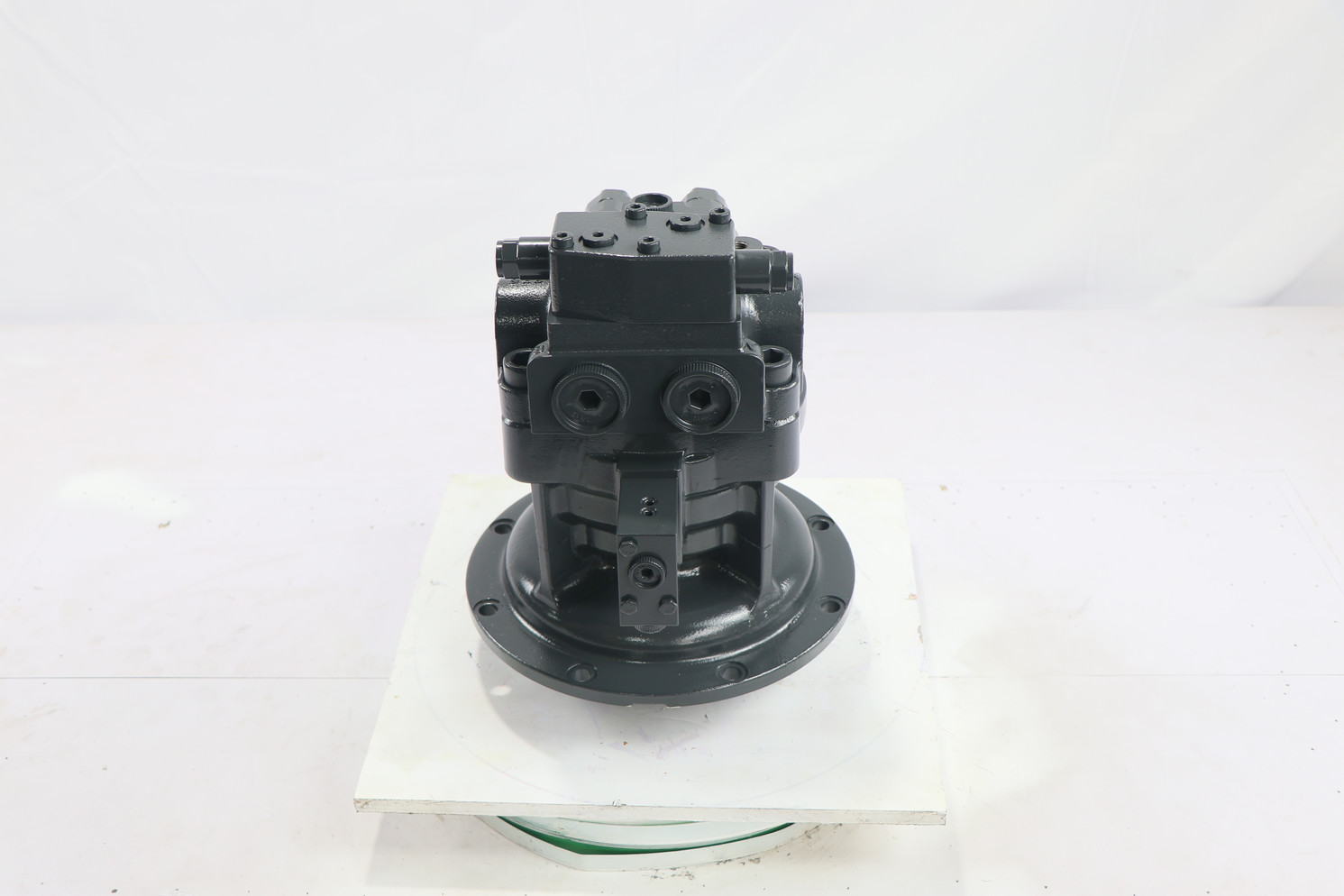 E320c Ec210b Excavator Swing Motor Hydraulic M5X130 Construction Machinery Parts
