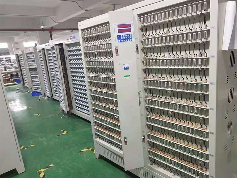 Cylindrical 18650 Cell Tester Capacity Tester 3 Phase AC380V 65dB Noise