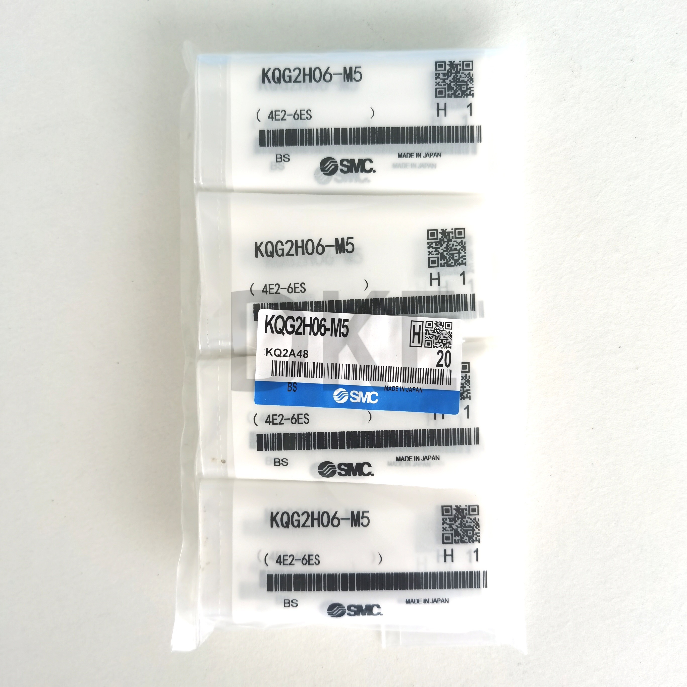 KQG2H04-M5 Push To Connect Fittings With Thread Sealant SS316