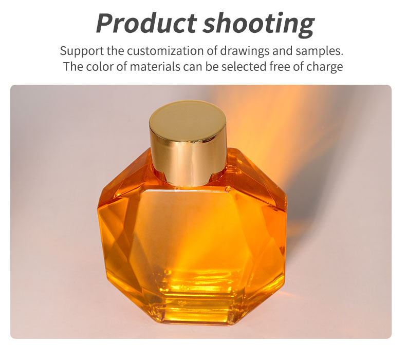 Luxury Custom Printed Plastic Bottles Empty Body Wash Bottles 300ml For Natural Body Cleansing