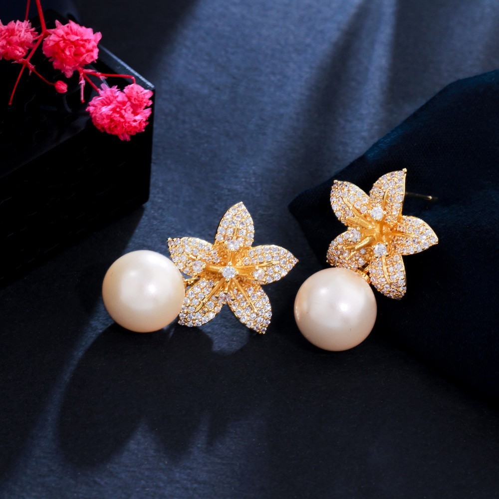 Classic AAA+ Cubic Zirconia Stud Pearl Earrings For Women Party Gift Crystal Pearl Earings Fashion Pearl Earring Jewelry