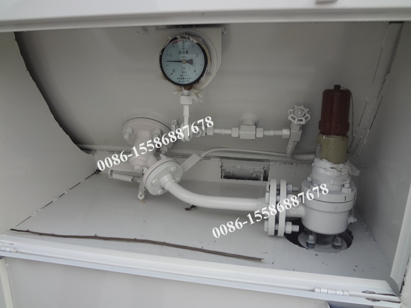 Manufacture DFAC 4*2 5000 Liters lpg Transportation Truck