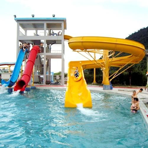 OEM Outdoor Water Park Fiberglass Water Slide Custom Colors Adult Body Sliding