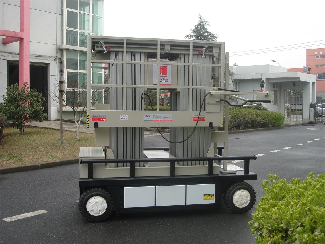 6m Electric Ladder Lift With 480 KG Load , Self Propelled Aerial Work Platform