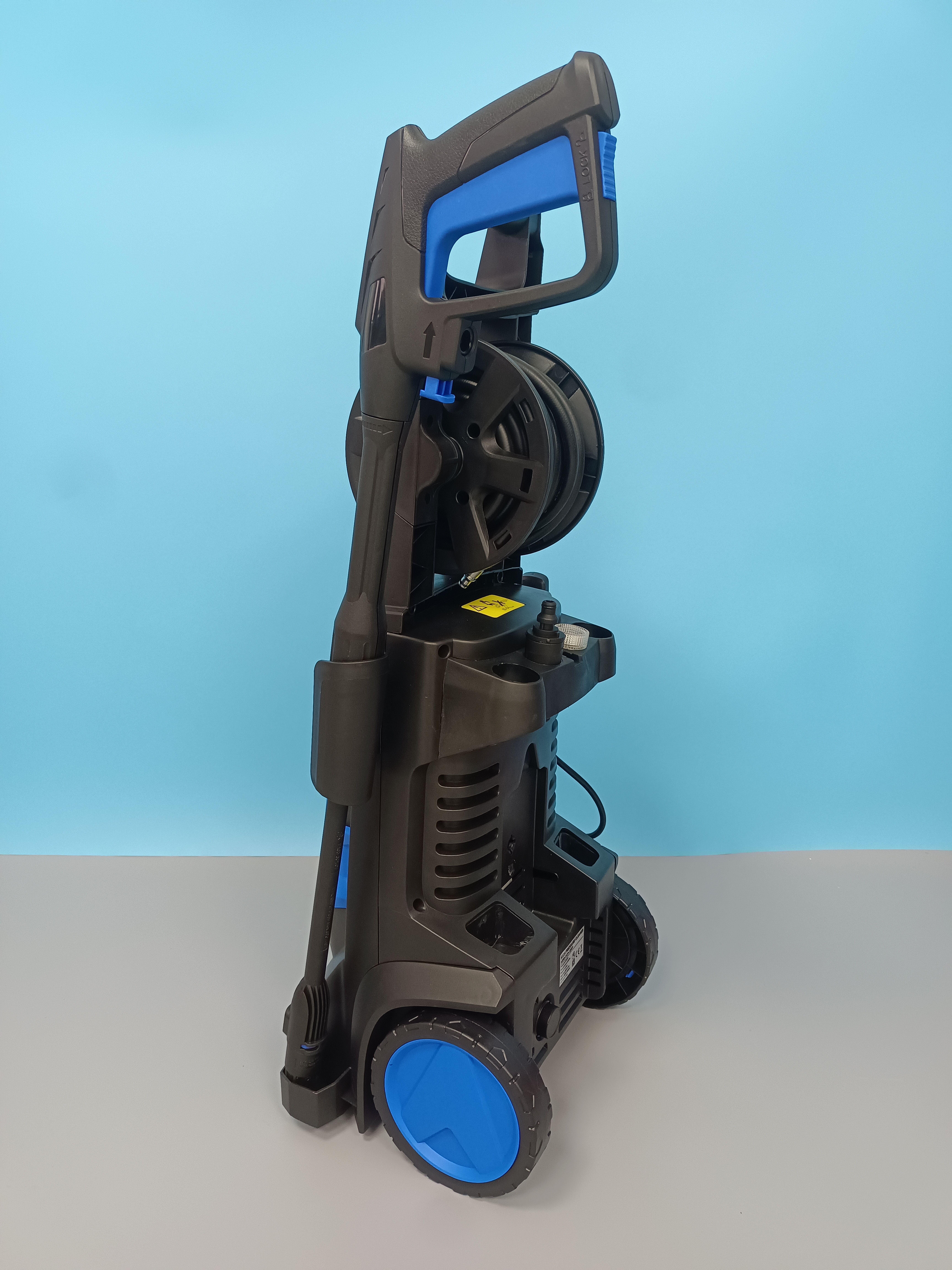 Max. Pressure 2400W 180 Bar 480L/Hour Electric High Pressure Washer for Car Cleaning