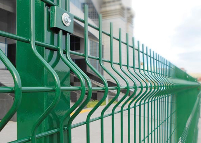 Galvanzied 80 Micron Wire Mesh Garden Fence Anti Climb Fence With Mesh Size 50X200mm