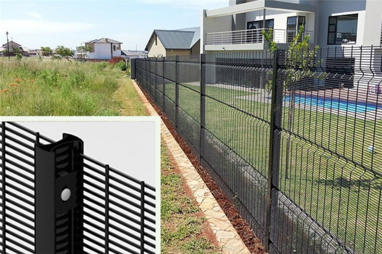 1.5x2.5m 2x2.5m Welded Mesh Fencing Galvanized Steel Welded Wire Fence