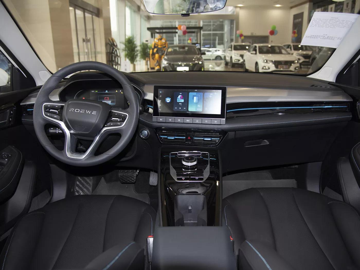 2022 Roewe i6 MAX EV Auto 502-605KM Pure Electric 4 Doors 5 Seats Max. Speed 185 km/h 1575 kg 0.5H Quick Charge Electric Car