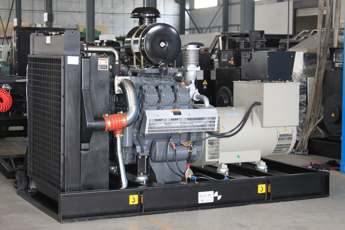 60HZ Deutz Diesel Generator Set 600KW 750 KVA Standby Power Generator 3 Phase