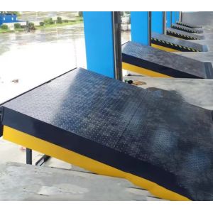 China Customizable Electric Loading Dock Leveler With Push Button Controls Wholesale Telescopic Automatic Loading Equipment on sale
