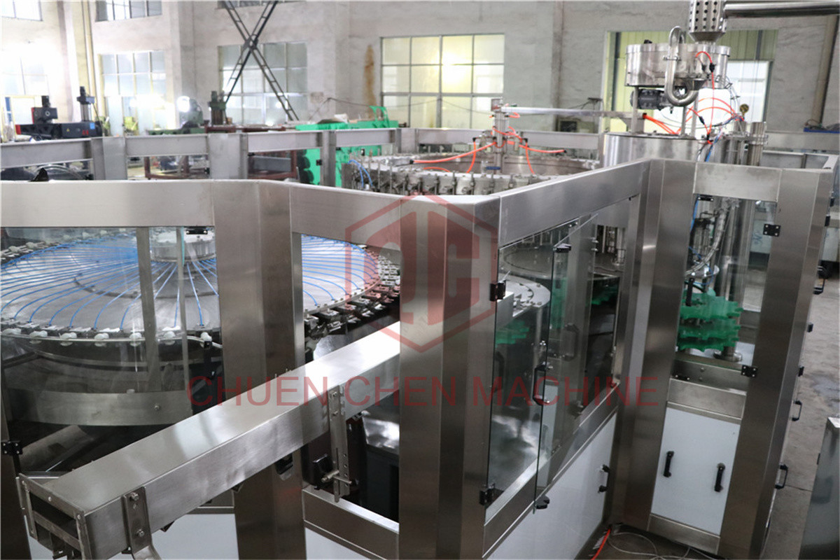 PET Bottled Carbonated Soft Drink Filling Machine Combi 3 In 1 Bottling Equipment