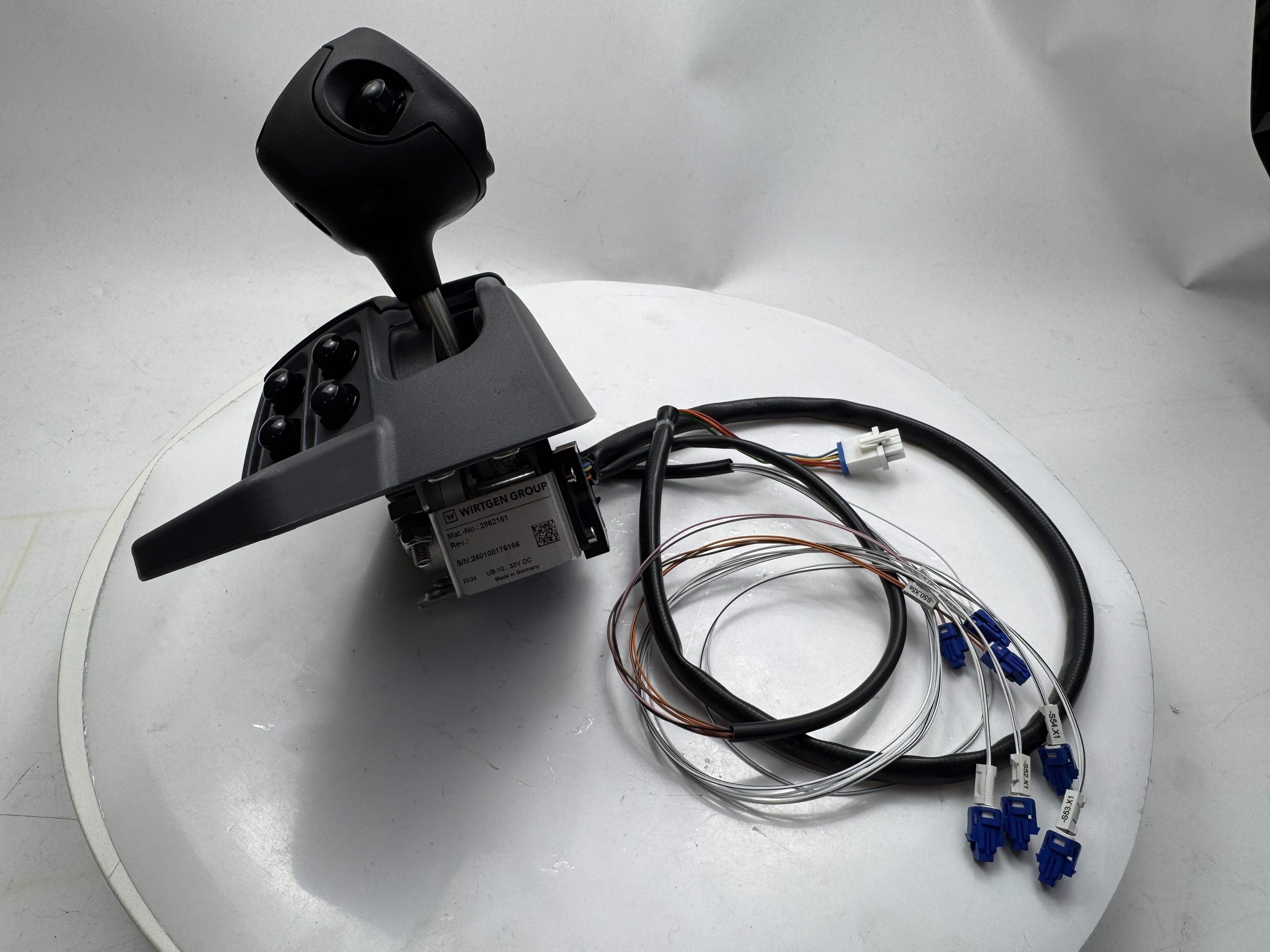 2485118 Conjunction Box Dual-Screen Control Box for Transfer Case 36beam Leveling for Asphalt Paver Spare Parts