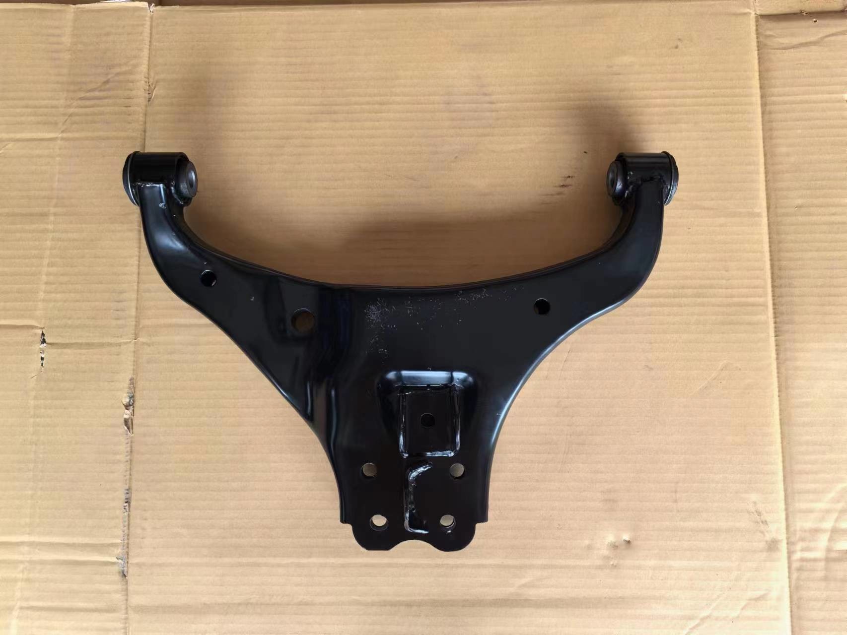 Dmax Suspension Arm 8973650150 TFR Lower Control Arm Pickup Chassis Parts Joint Arm Can Equip Together