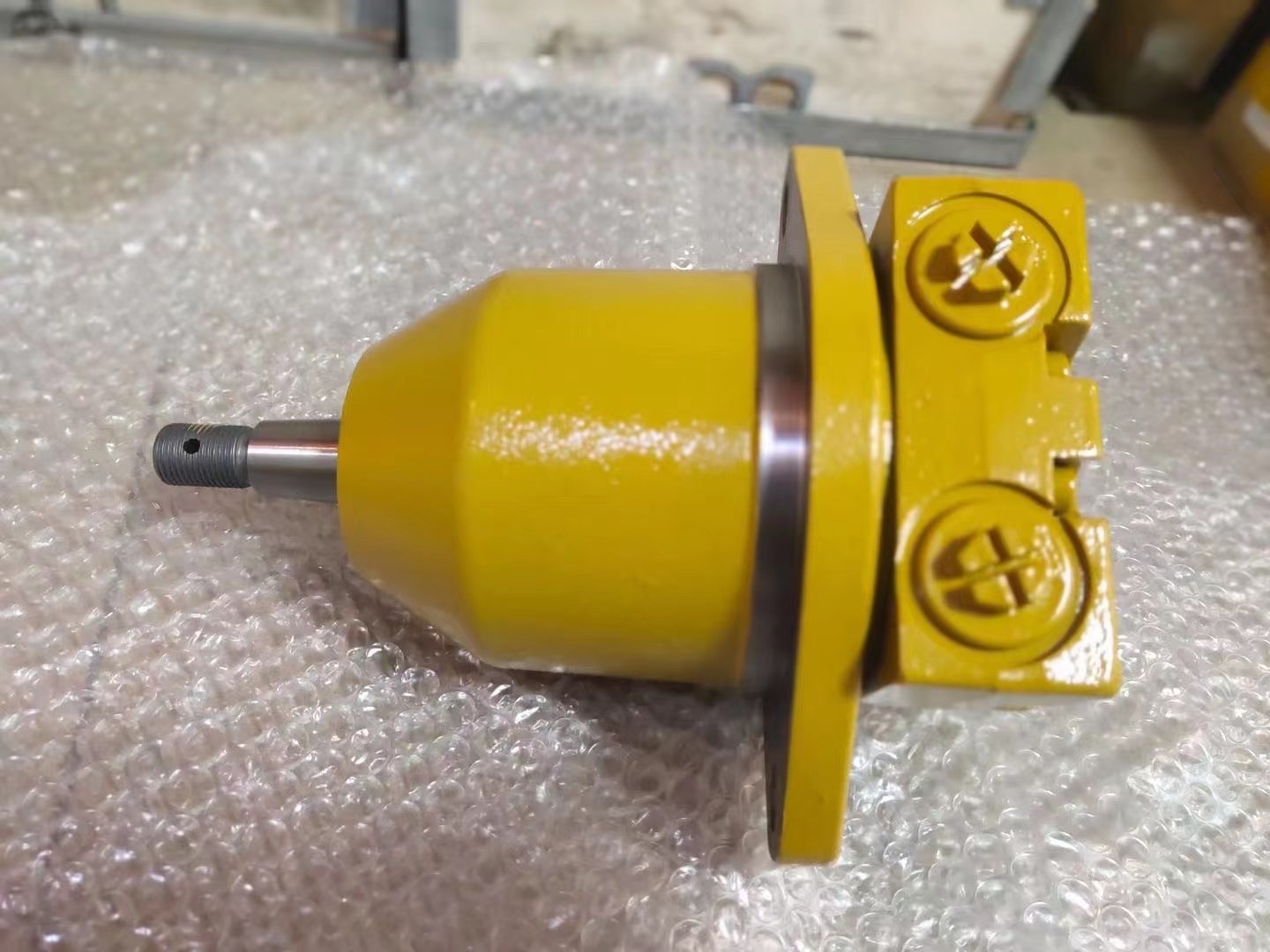 CAT 330C Crawler Excavator Hydraulic Fan Motor Parts With Wooden Case