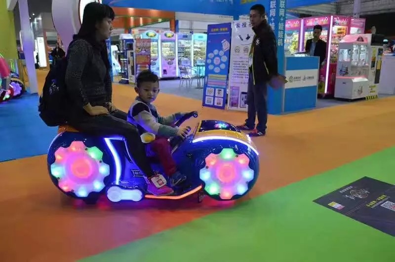 250W Kids Arcade Machine / Outdoor Playground Equipment Go Kart For Adults Pedal With 2 Seats