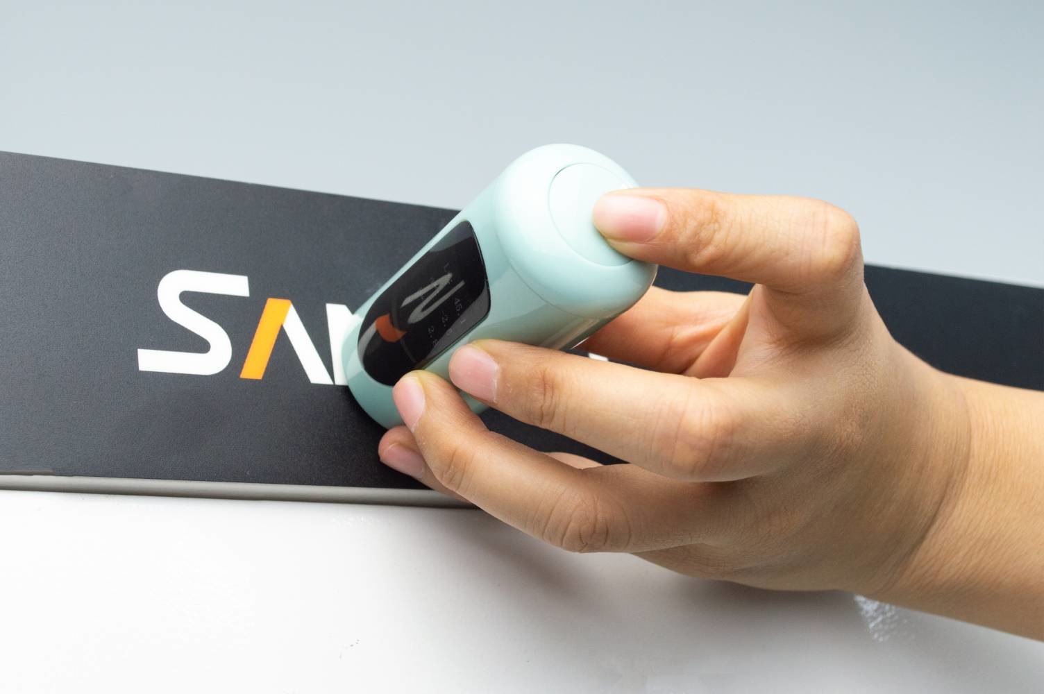Automatic Calibration LED 45°/0 Geometry APP Mass Storage IPS Screen CR20 color spectrophotometer
