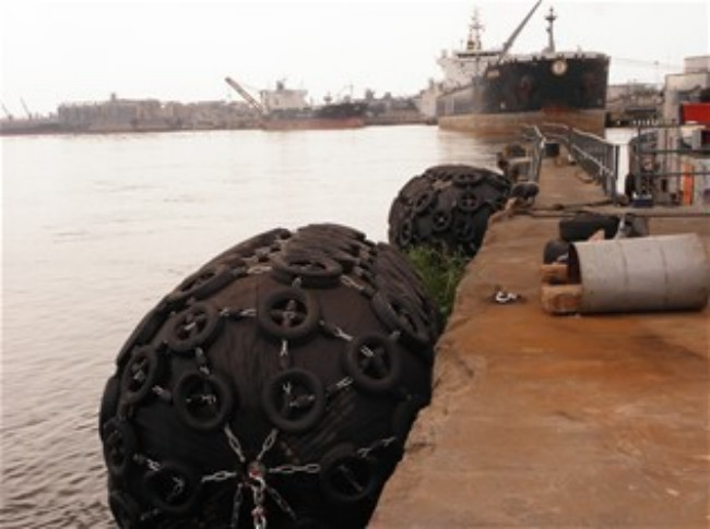 RS Certified Pneumatic Marine Fenders Ship Mooring Yokohama Boat Mooring Fender