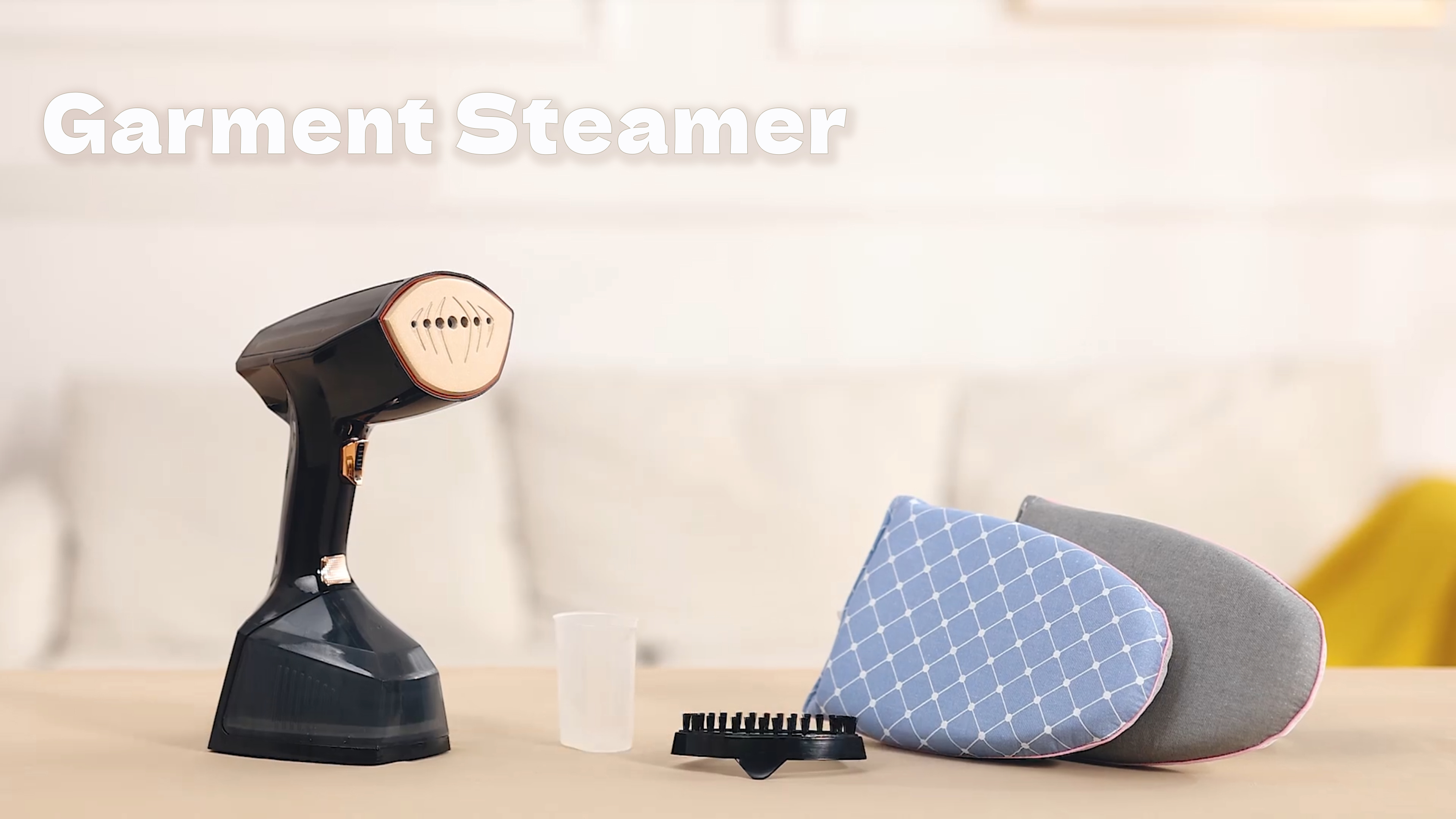 220V Portable Electric Steam Iron Handheld Steamer for Clothes Fast Heat-up Time of 25s