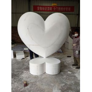 China To Figure Custom Foam Sculpture balloon Style Polishing Surface on sale