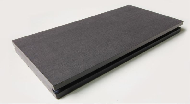 Synthetic Brown Wood Plastic Composite WPC Decking for Garden