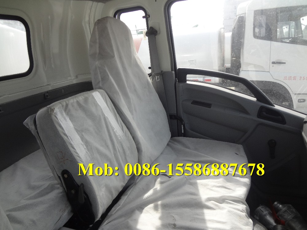 RHD 4x2 SINOTRUK HOWO 10000L Water Bowser Truck