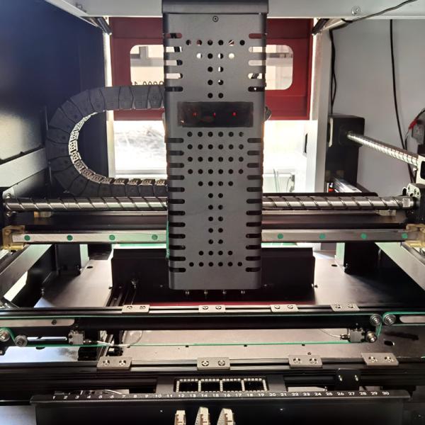  8 Nozzles SMT Pick And Place Machine For PCB Assembly LED Production Line Manufactures