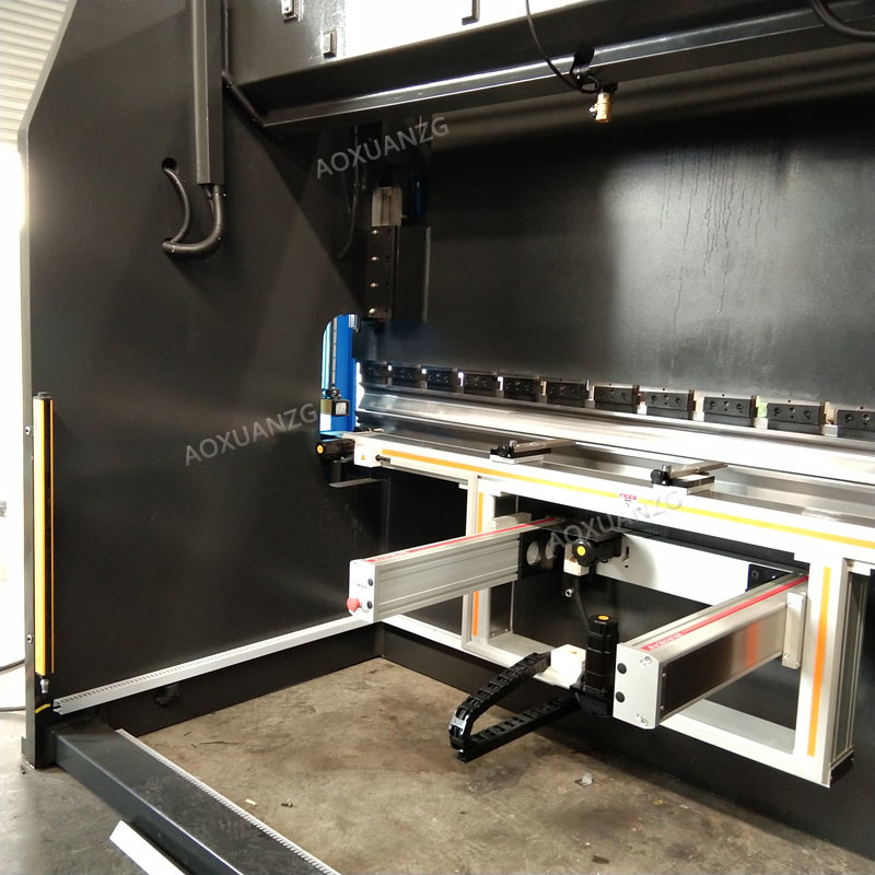 250T CNC Bending Machine 9mm Carbon Steel Press Brake Max Bending Thickness 3200mm Max Bending Length DA66T