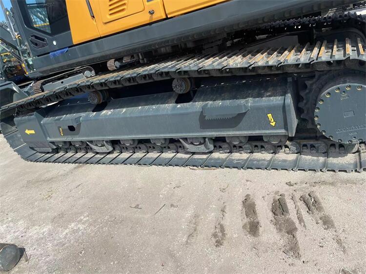 Used Hyundai HX220lc Excavator 21270KG Operating Weight for Durable Construction