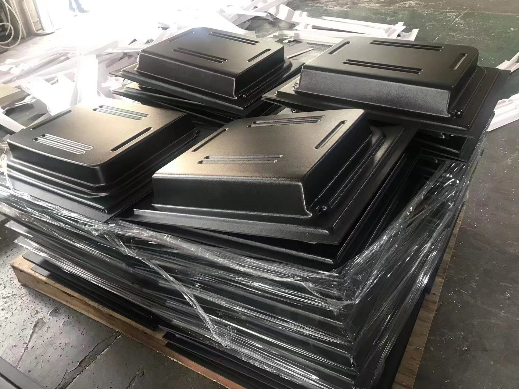 Custom Vacuum Forming Plastic Parts for Vehicle Roof Cover and Car Inner/Outer Accessories/Components by Moulding Service
