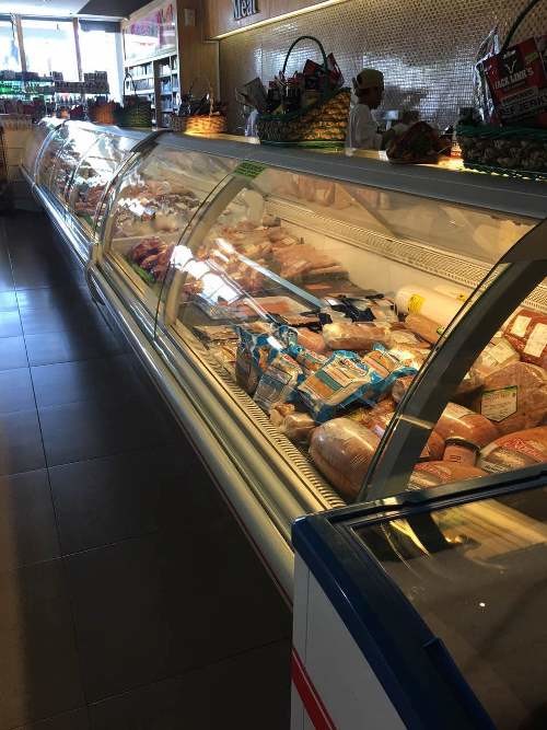 2 ~8 ℃ Fresh Meat Deli Display Fridge Dynamic Cooling Customized Color
