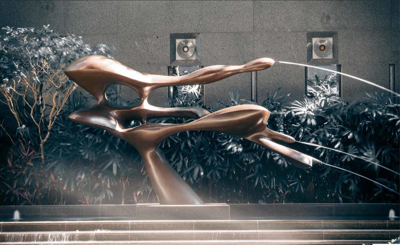Public Outdoor Bronze Sculpture , Decorative Modern Bronze Garden Ornaments