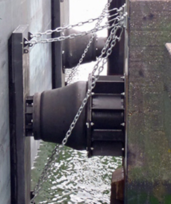 Boat Heavy Duty Cone Rubber Fenders Bumpers Reliable For Mounting Plate