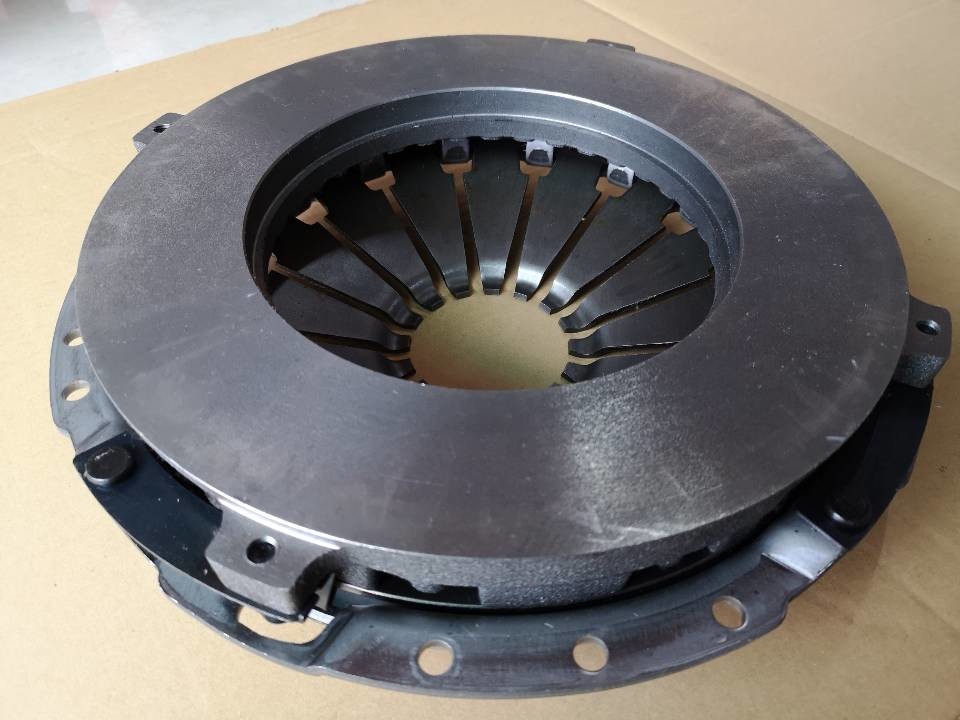 700P FTR ISUZU Clutch Cover 1601040-150 Diaphragm Spring Type 350mm Plate
