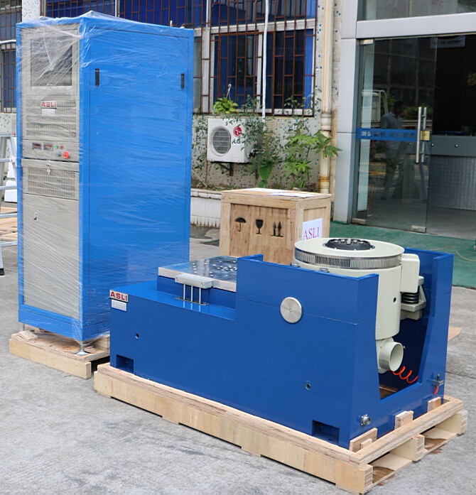 ISTA 1A ,IEC and GJB 150.25 Standards 300kg.F Shaker Table Vibration Testing Machine For Laboratory