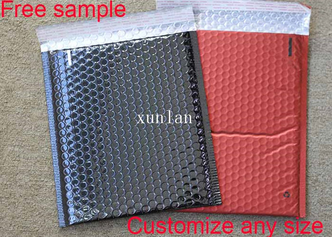 A4 Size Shipping Bubble Mailers , Metallic Bubble Mailer Packing Envelopes For Clothing