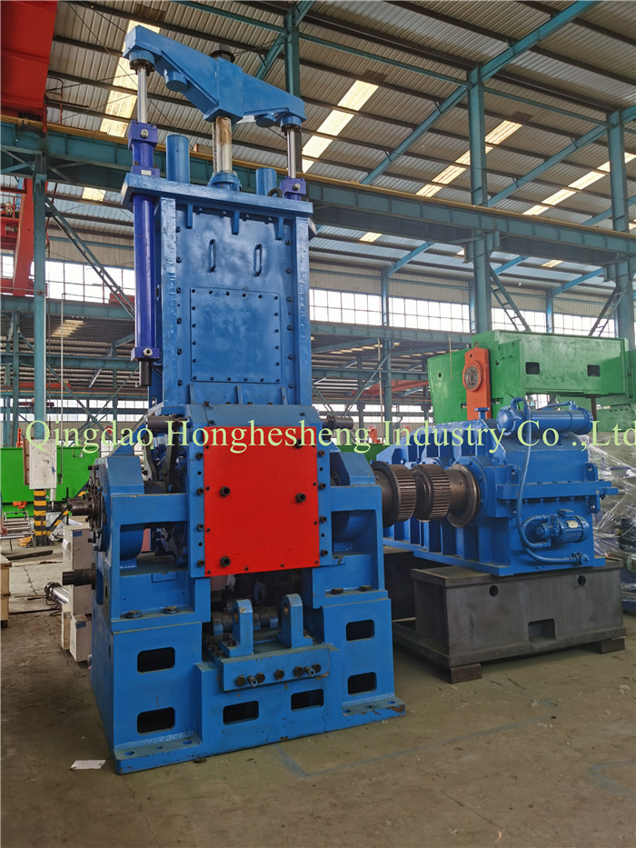 Devulcanizing Reclaimed Rubber Kneading Machine 140 Degree Tilting Angle