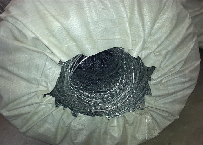 Flat Wrap Welded Razor Wire Mesh Double Coil Concertina High Security Galvanize