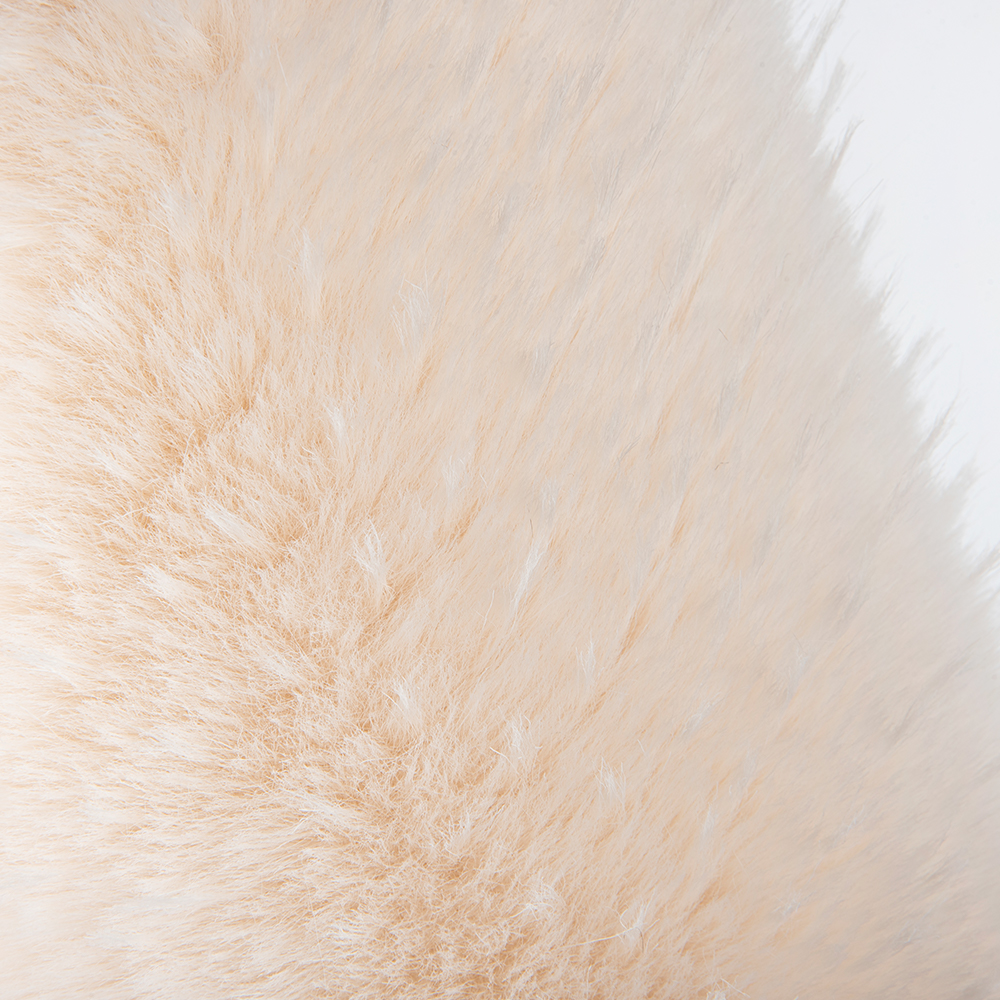 Custom Color 100% Polyester Long Hair Faux Fur Fabric with Very Soft Hand Feeling