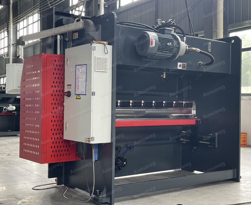 3mm Carbon Steel 630KN Nominal Pressure Plate Bending Shearing Machine Press Brake