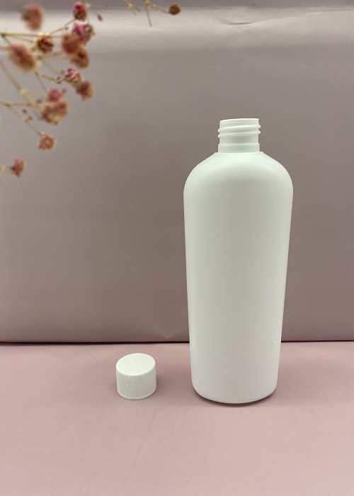 270ML Plastic Lotion Bottles with Pumps ,Leak Proof, Empty Clear Refillable, BPA Free for Shampoo Body Wash, Liquid