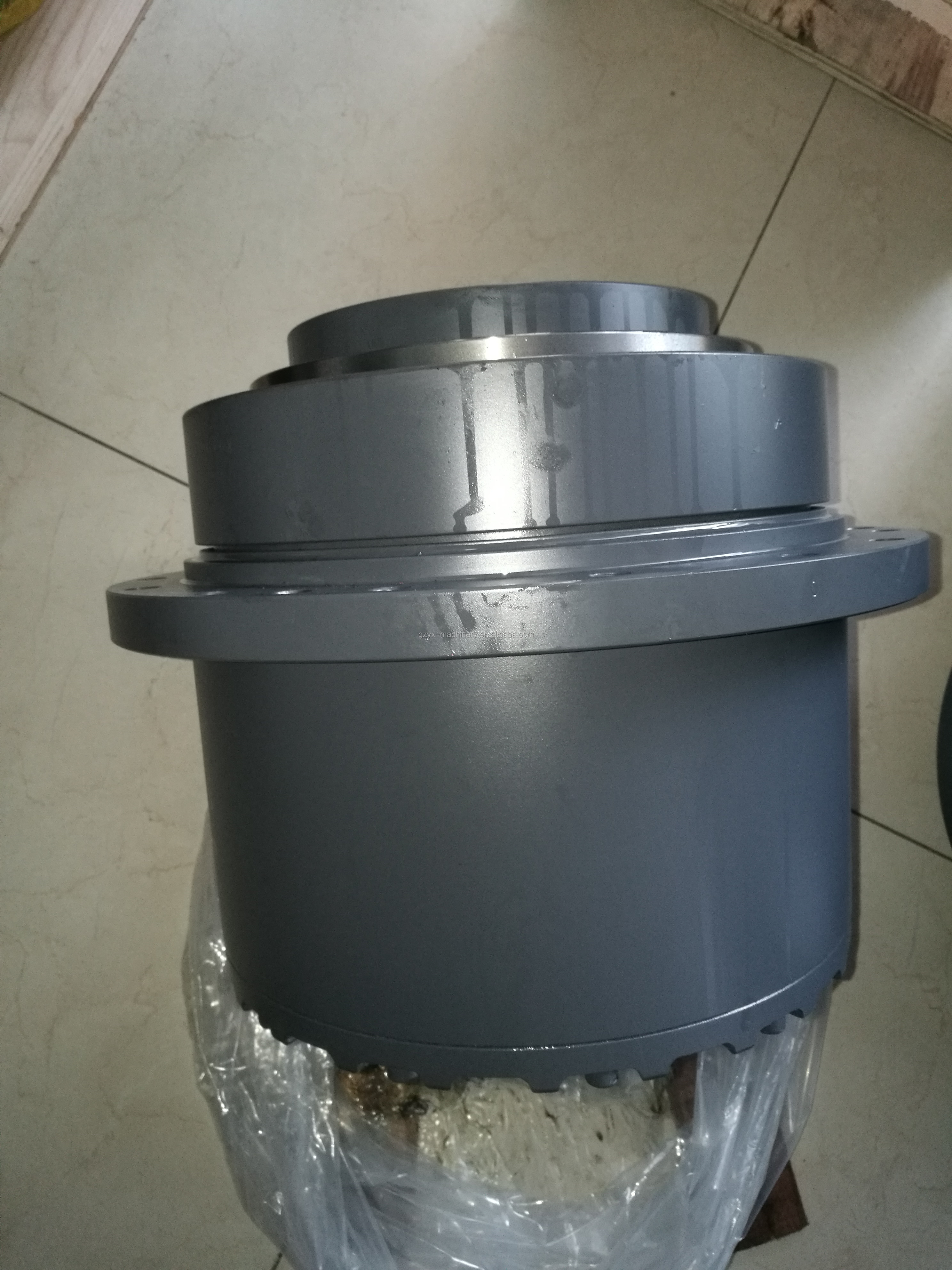 135 Sany Excavator Spare Parts Travel Device Excavator With 15 Holes