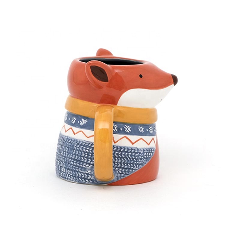 Wholesale 3D Animal orange squirrel shaped Ceramic Milk Mugs Porcelain Christmas Gift with Handpainting