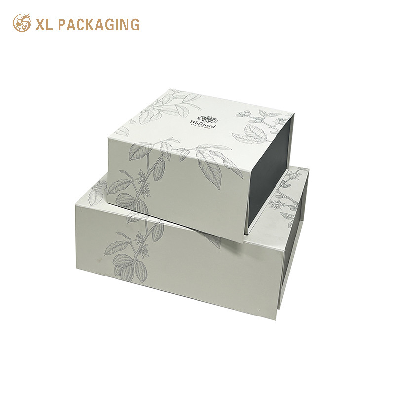 Luxury Foldable Paper Boxes Matte Lamination Gift Dress Sweater With Magnetic Closure