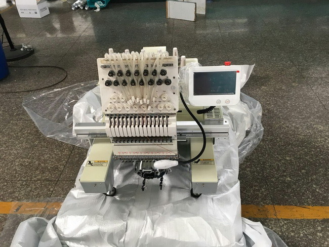 Single Head 15 Needles Embroidery Machine For Clothing 50 / 60Hz