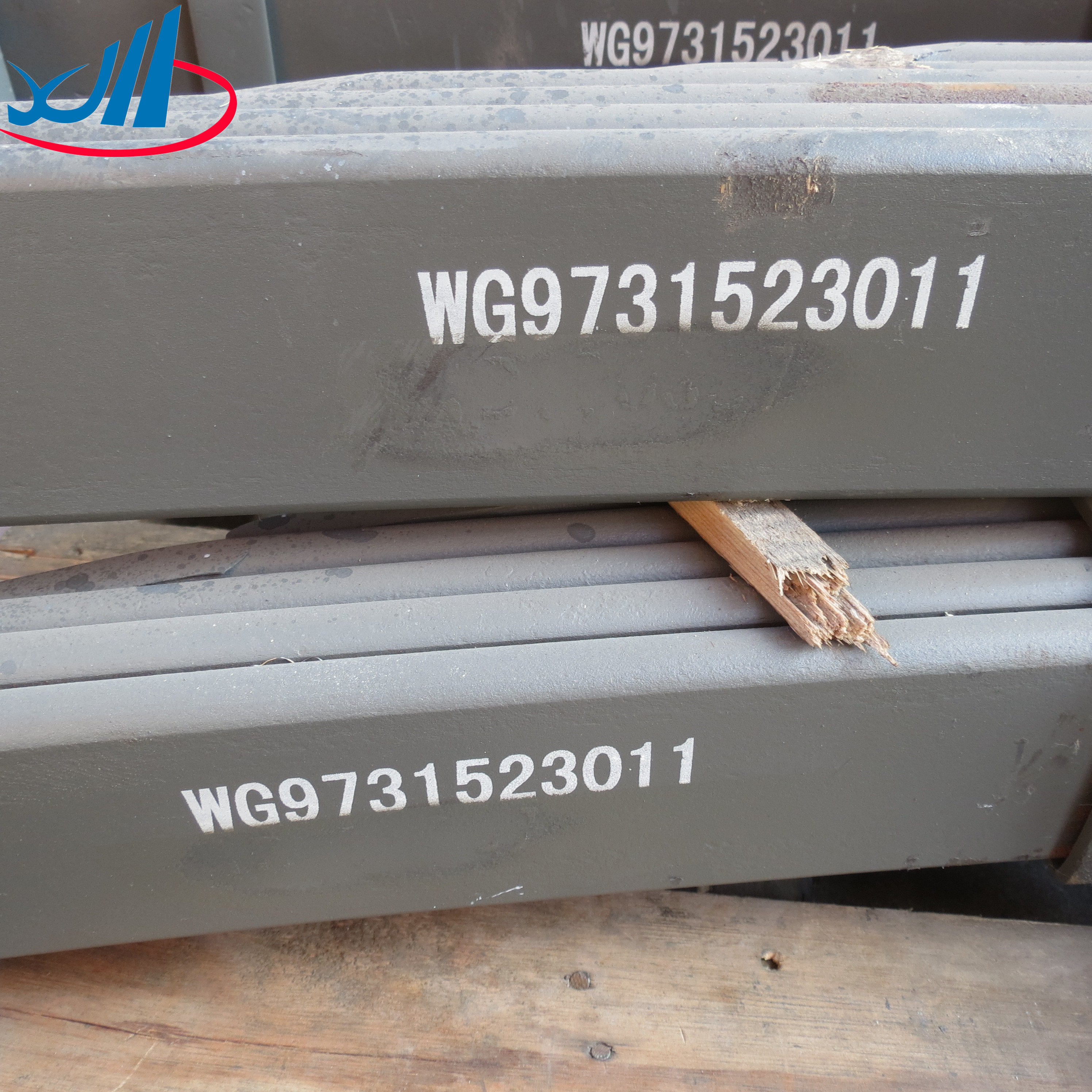 Sinotruk Howo Heavy Trucks Parts Leaf Springs Suspension Assembly