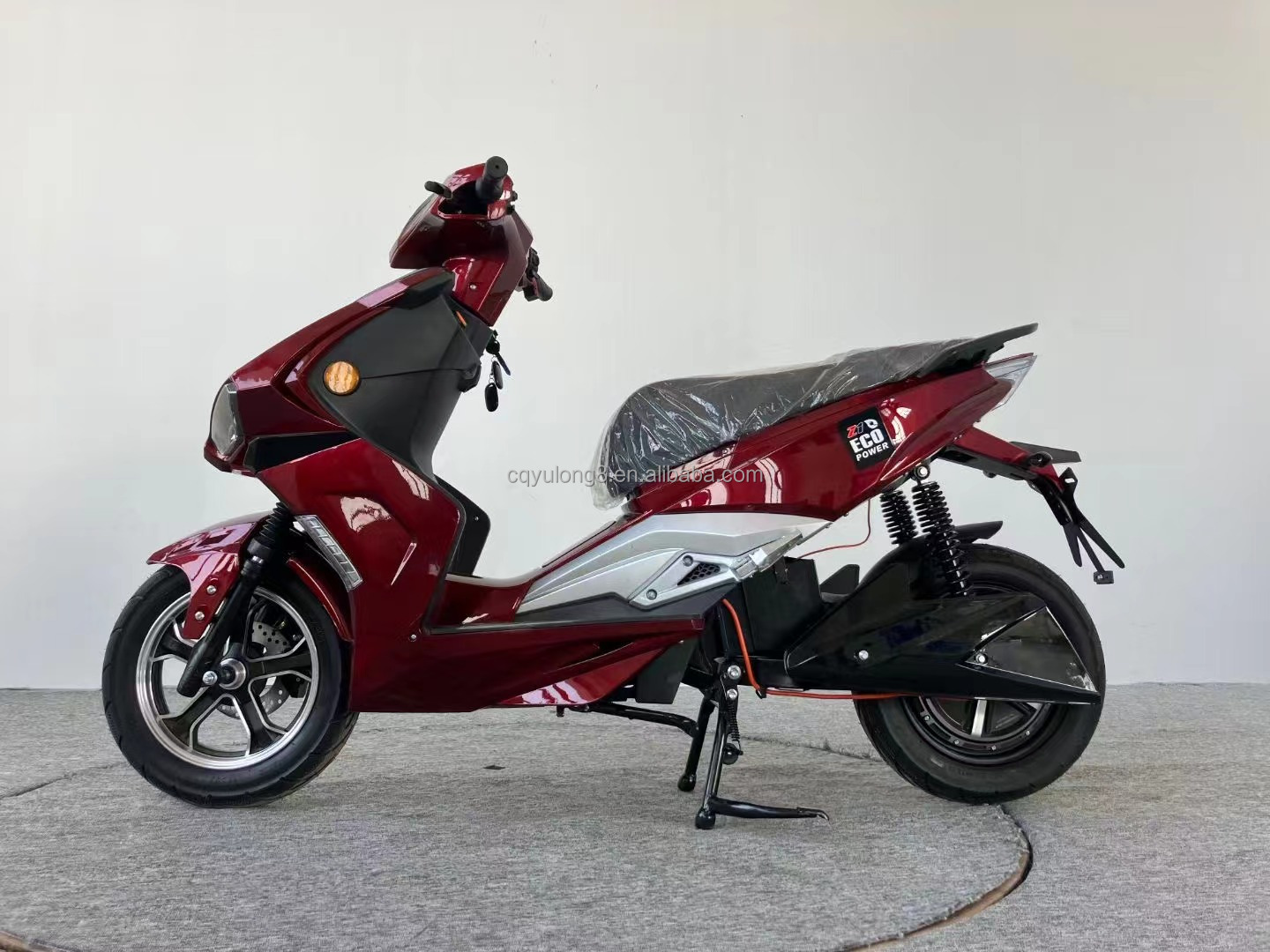 1000W 1500W 2000W Charging time 6-8 Hours Electric Scooter Electric Motorbike for Adult