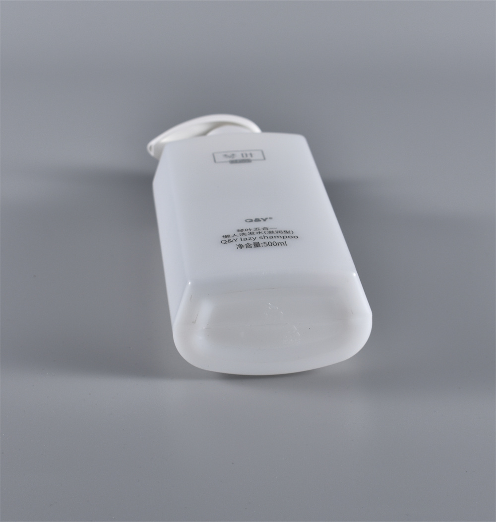 Sturdy 500ml Flat Round PE Plastic Shampoo Pump Bottle Lotion Soap Gel Packaging