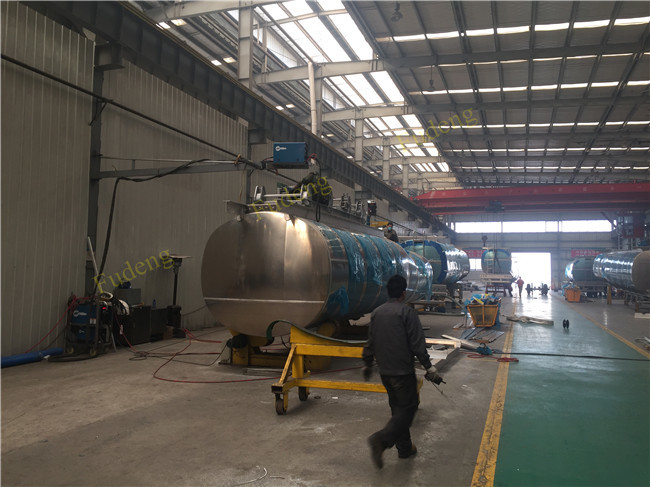 Diesel Tanker Trailer Liquid Transportation / Chemical Tanker Truck 50000 Liters