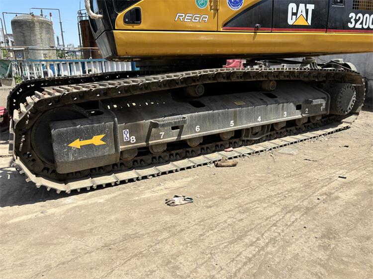Original Hydraulic Cylinder Used Caterpillar 320CL Excavators 20 ton Cat320cl Cat320c